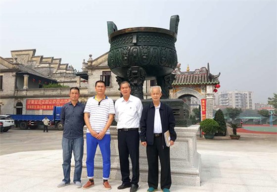 嶺南青銅團(tuán)隊(duì)合影