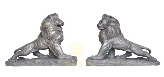 現(xiàn)貨：上山獅（長2.1cm，高1.4米，寬0.9米）