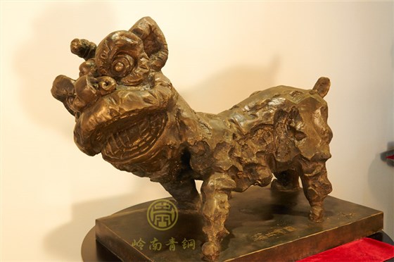 醒獅組雕