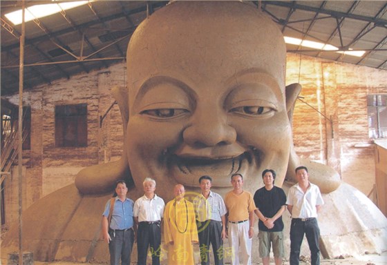 福建龍巖彌勒佛